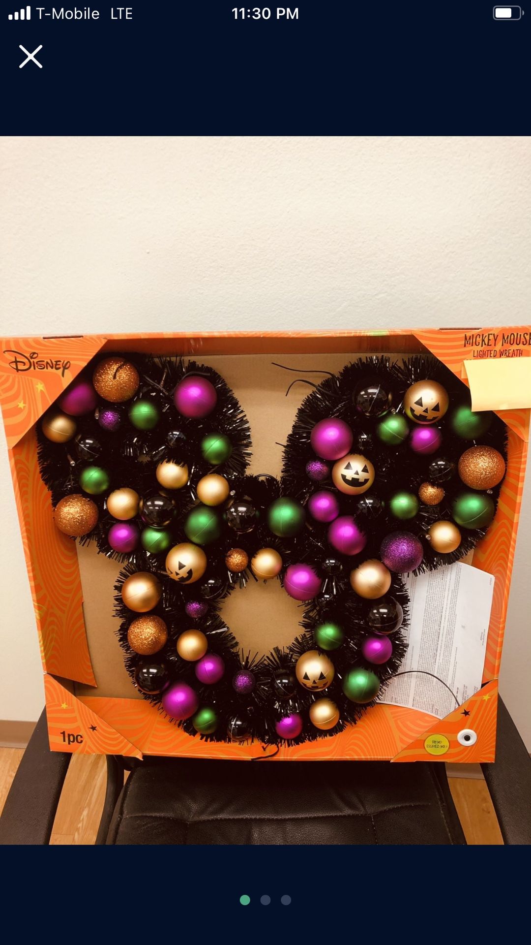 Disney Mickey Mouse Halloween lighted Wreath 