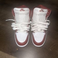 Jordan 1 “Artisanal Red”