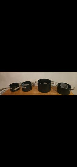 Pots brand new