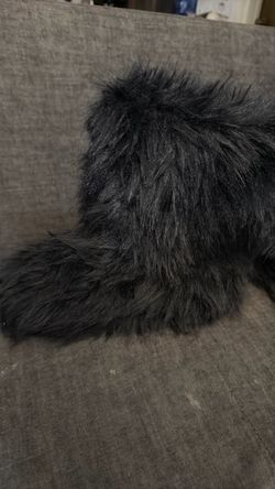 Black Faux Fur Mid-Calf Boots size 37