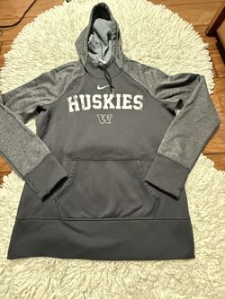 Nike Washington Huskies performance hoodie in gray Large on tag  In very good conditio