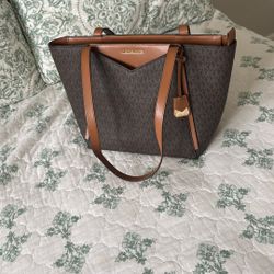 Michael Kors Tote 