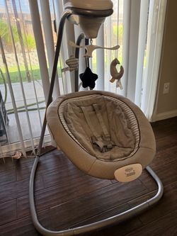 Graco Baby Swing