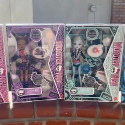Monster High Boo-riginal Creeproduction Set - Lagoona Blue, Frankie Stein, Clawdeen Wolf, Draculaura