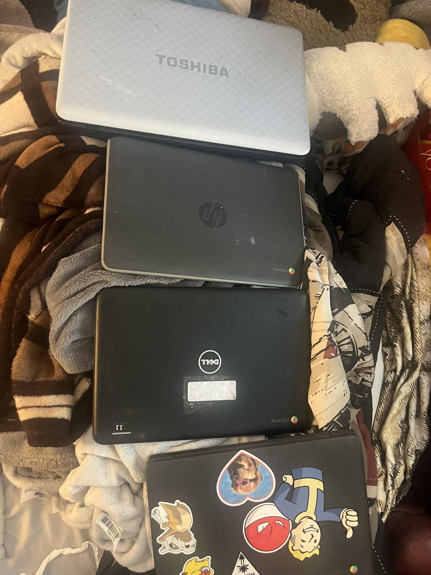 laptops (condition unknown)