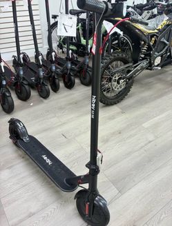 Electric scooter