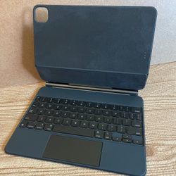 Apple Magic Keyboard For iPad Pro 11” And Air 10.9 / 11 