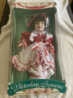 1998 Victorian Seasons Porcelain Doll