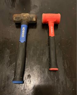 Kobalt 4-lb Steel Head Fiberglass Engineering Sledge Hammer & Kobalt 28 -oz Plastic Head Hammer