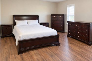 Five piece queen bedroom set
