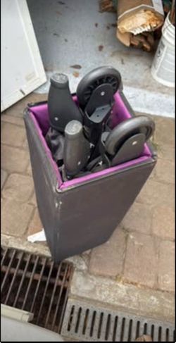 Portable baby pack and play