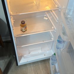 Selling Tv Tv Stand And Fridge 