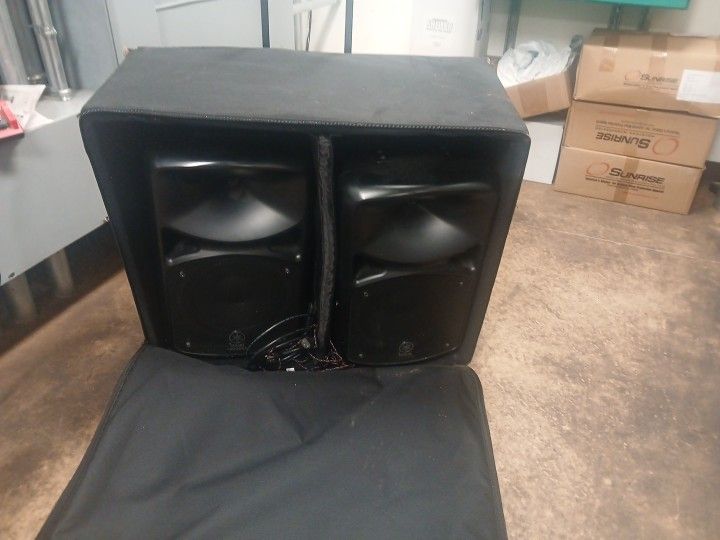 Yamaha StagePas 400Bt Speakers