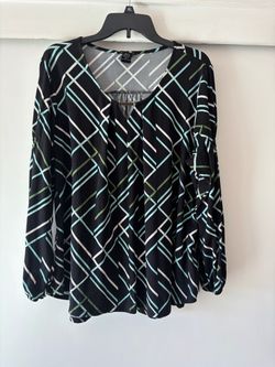 Black geometric print long sleeve blouse