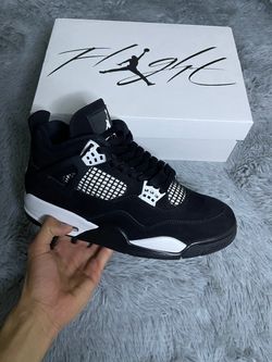 Jordan 4 White Thunders