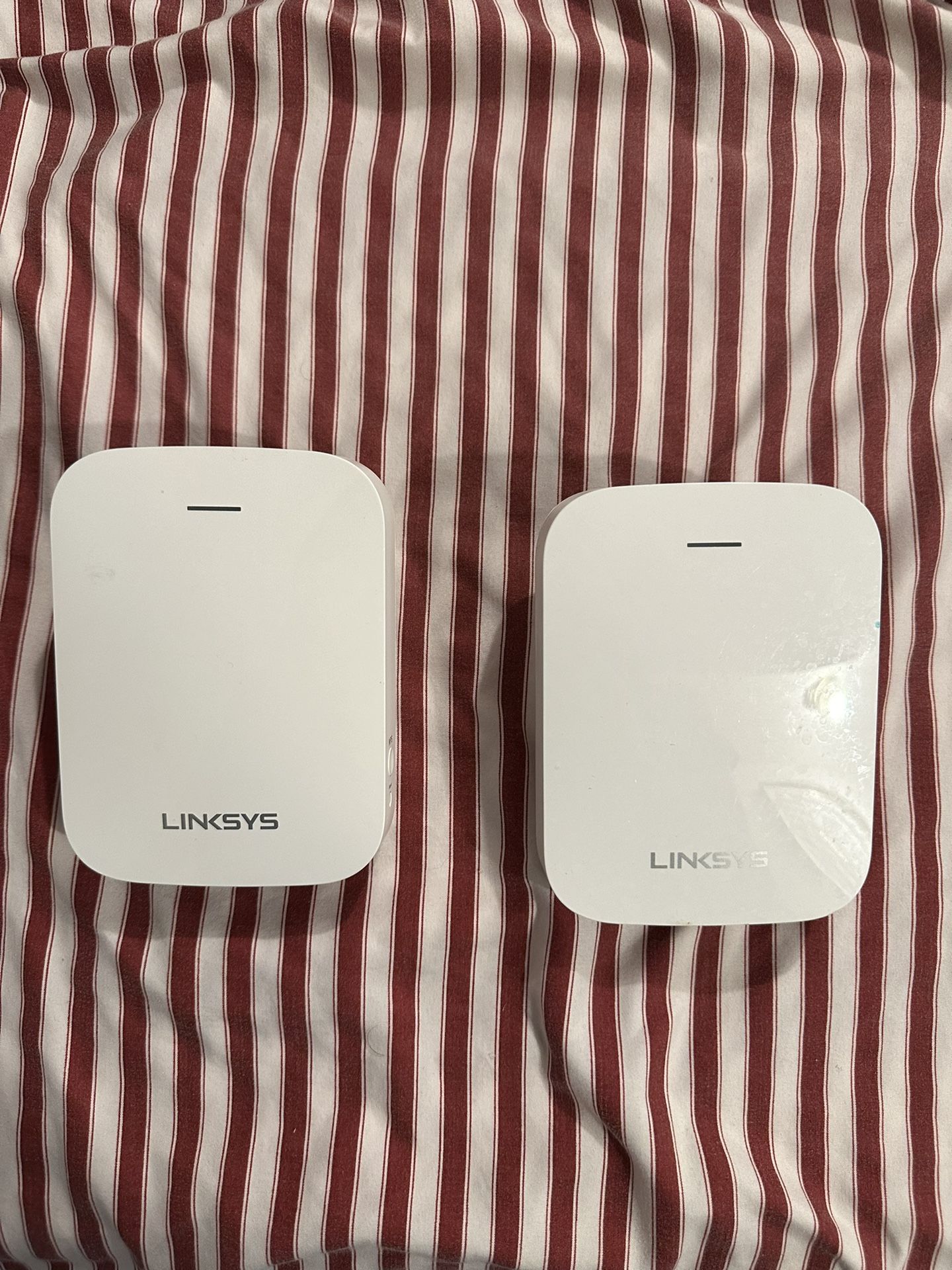 2 Pack Linksys RE7310 Wi-Fi Range Extender 