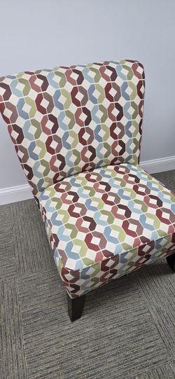 Elegant Chair Like New