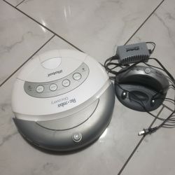 Roomba Vacuum 