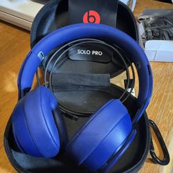 BEATS PRO