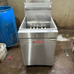 🔥 Natural Gas Commercial Fryer – Ready to Work!