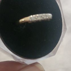 14 Kt Yellow Gold Bridge Diamond 💎 Ring 💎 💍 $140.00. Firm Price! Pick Up Only! Contact Me If Your Serious and Interested 😊 😉 