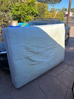 Full Size Mattress!