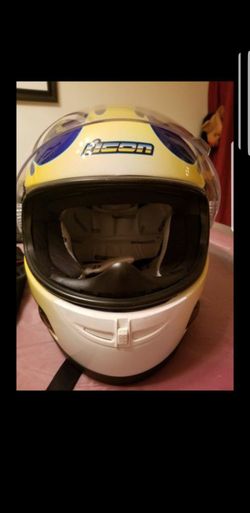 New icon motorcycle helmet