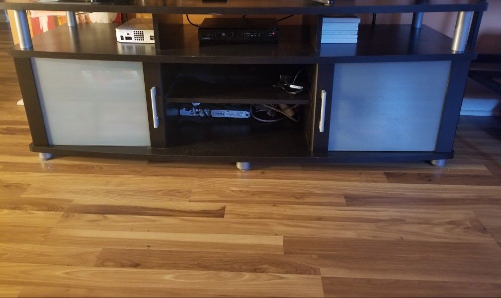 60 Inch TV Stand