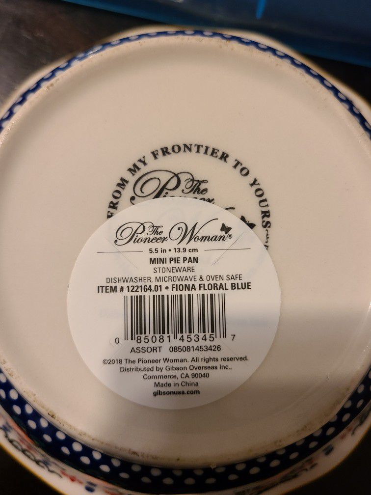 The Pioneer Woman Cookware Set for Sale in Houston, TX - OfferUp
