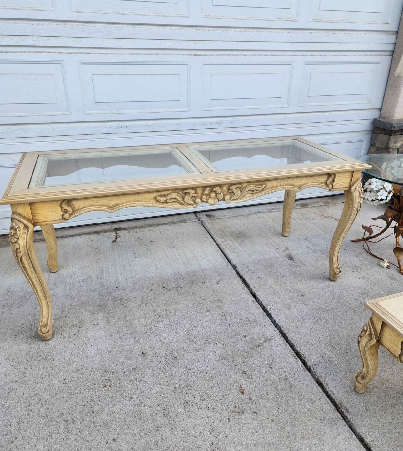 Vintage Matching Coffee Table And Sofa Table