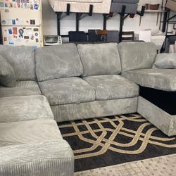 New Sleeper Sectional Couch with USB and Storage! Free Delivery 🚚! 