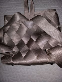 Purse)Backpack