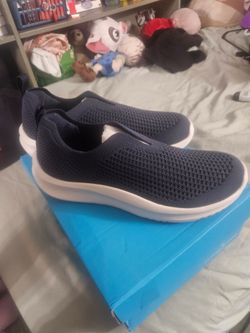 Clarks Womens Solevana knit CloudsteppersWalking Shoe