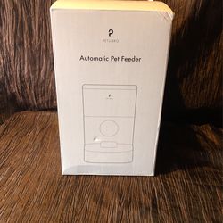 Petlibro Automatic Pet Feeder. Like New