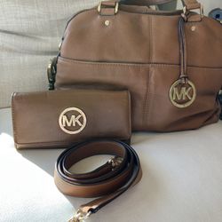 Michael Kors Purse & Wallet