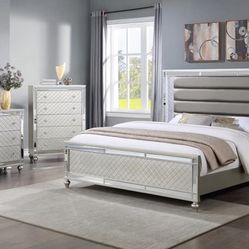 Beautiful Brand New Queen Bedroom Set!! Available In Two Colors!!