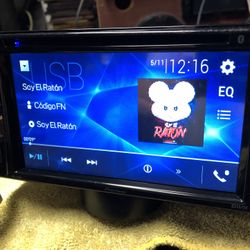 Pioneer AVH-110bt Double Din Bluetooth USB Auxiliary DVD Car Stereo Head Unit 