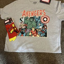 MARVEL T-SHIRT & MARVEL SOCKS- SIZE M