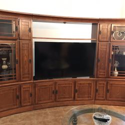 Home Furnishings Entreteiment Center