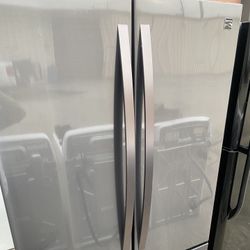 Refrigerator Kenmore 