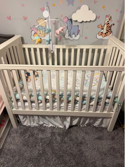 Pottery Barn Kendall crib