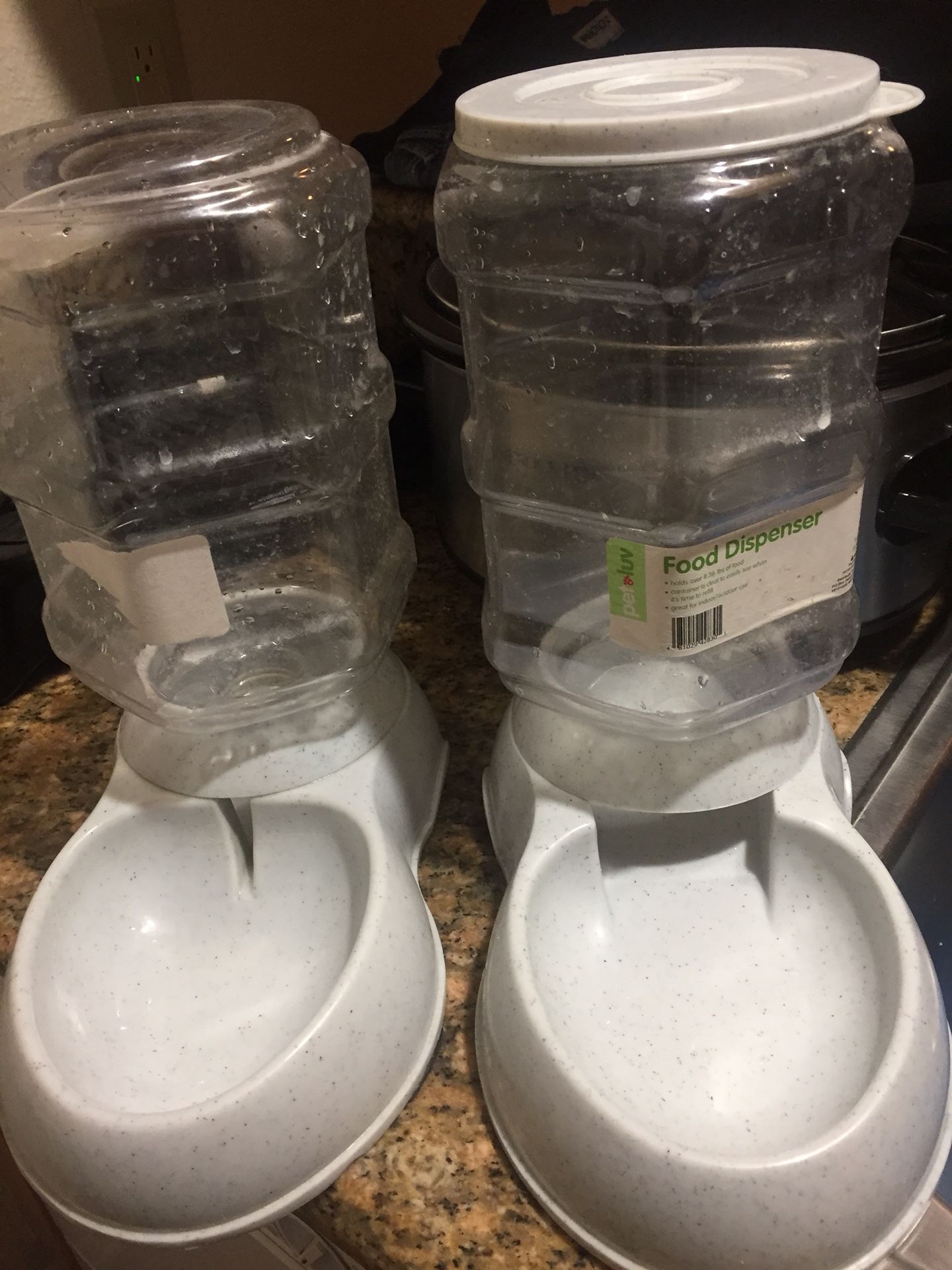 Cat or dog Water bowl dispenser and food dispenser