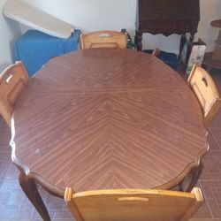 DINING ROOM TABLE & CHAIRS ANTIQUE 