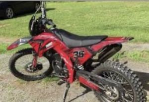 Apollo db36 brand new haven’t rode it and I will take 1’200$ for this dirt bike And always feel free to ask a ?