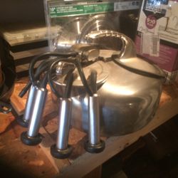  Cow Milker