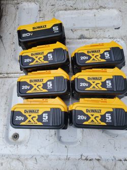 Dewalt Battery 5 Ah Xr Read Description