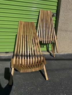 lounge chairs