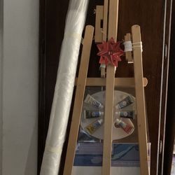 Canvas And Easel 