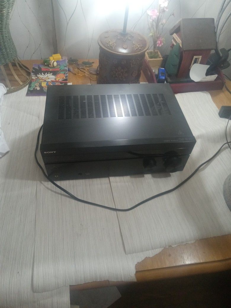 Sony STR-DH540 5.2 Multi Channel Home Theater AV Surround Receiver In Black