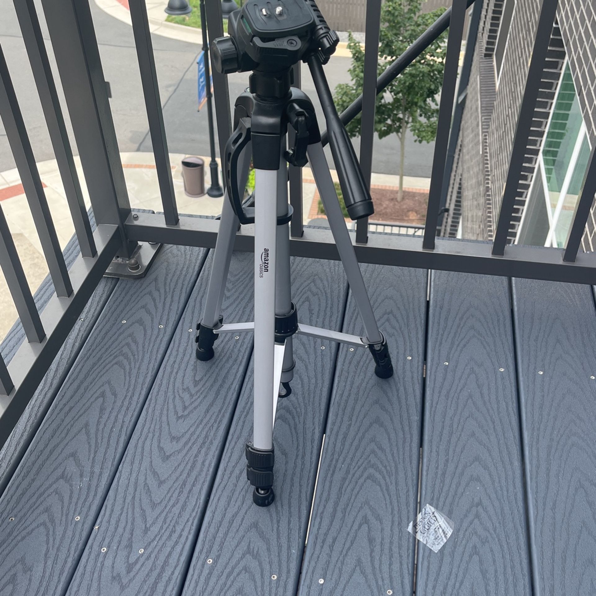 60 Inch Light Weight Tripod With Bag